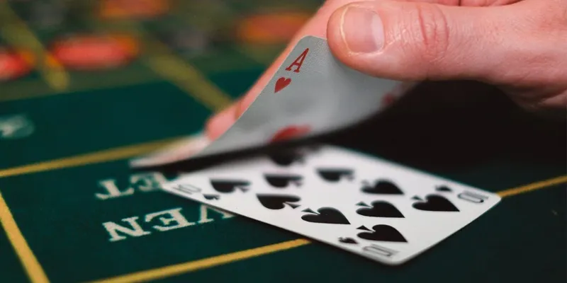 Mẹo chơi Blackjack - Làm chủ bàn chơi, hạ gục nhà cái 3 Hiểu rõ mọi quy tắc trong trò chơi Blackjack